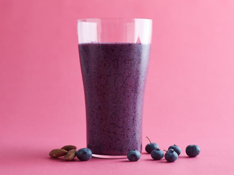 Blueberry-Almond Smoothie