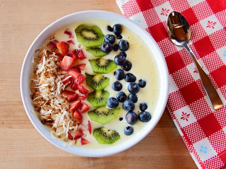 Pineapple Smoothie Bowl